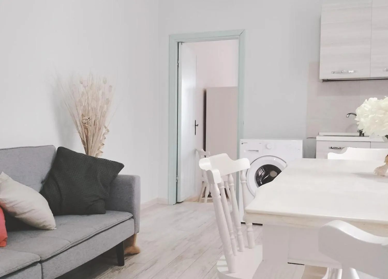 Domo Deledda Apartamento Posada