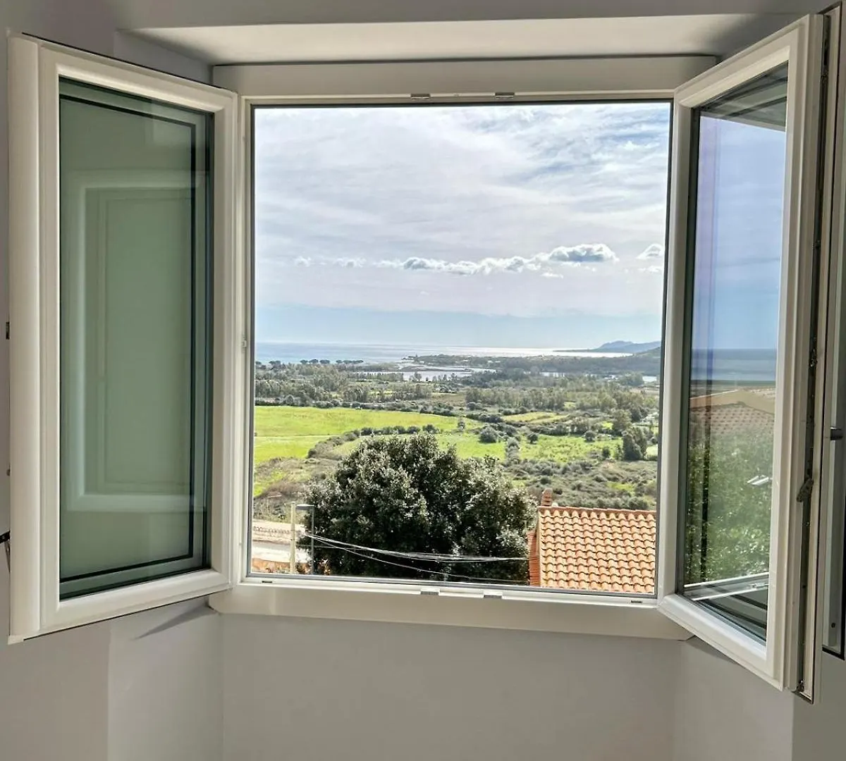 Domo Deledda Apartamento Posada